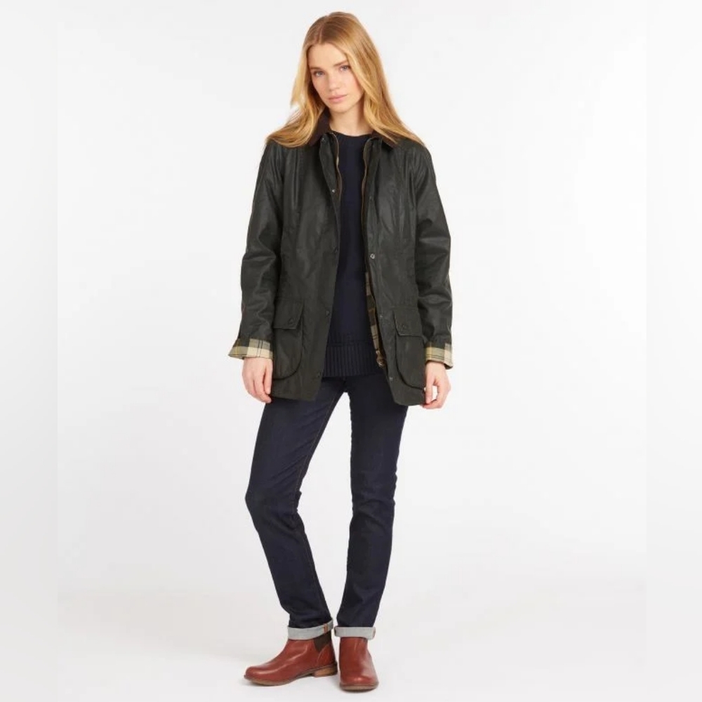 Barbour Women's Beadnell in Sage US 12 Gently Used